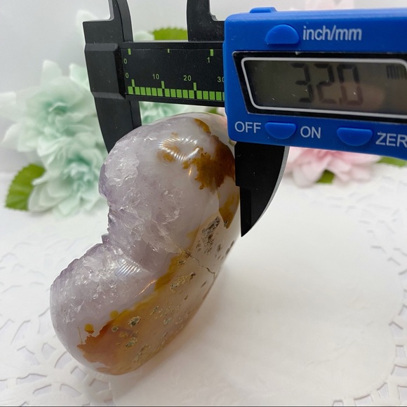 Nature Amethyst Geode Heart - Picture 10 of 10